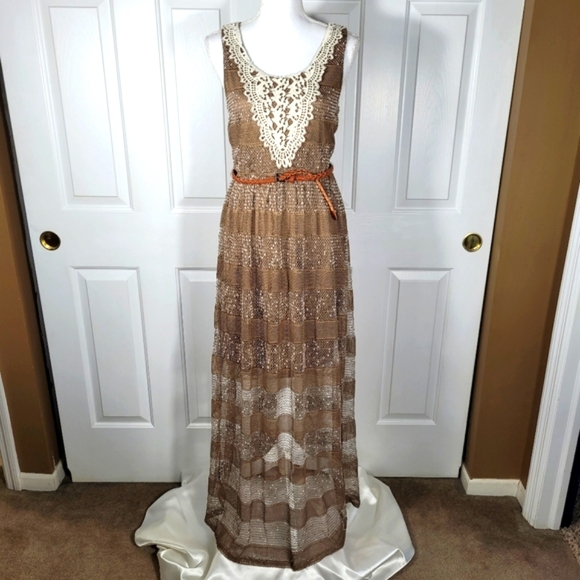 A'reve Striped Sleeveless Maxi Sundress Dress Brown Cream Crocheted Front - Picture 3 of 16